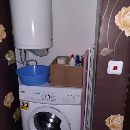 Grosses Studio Olymp In Der Naehe Des Strandes Mit Eigenem Innenhof Und Zugang Zum Pool